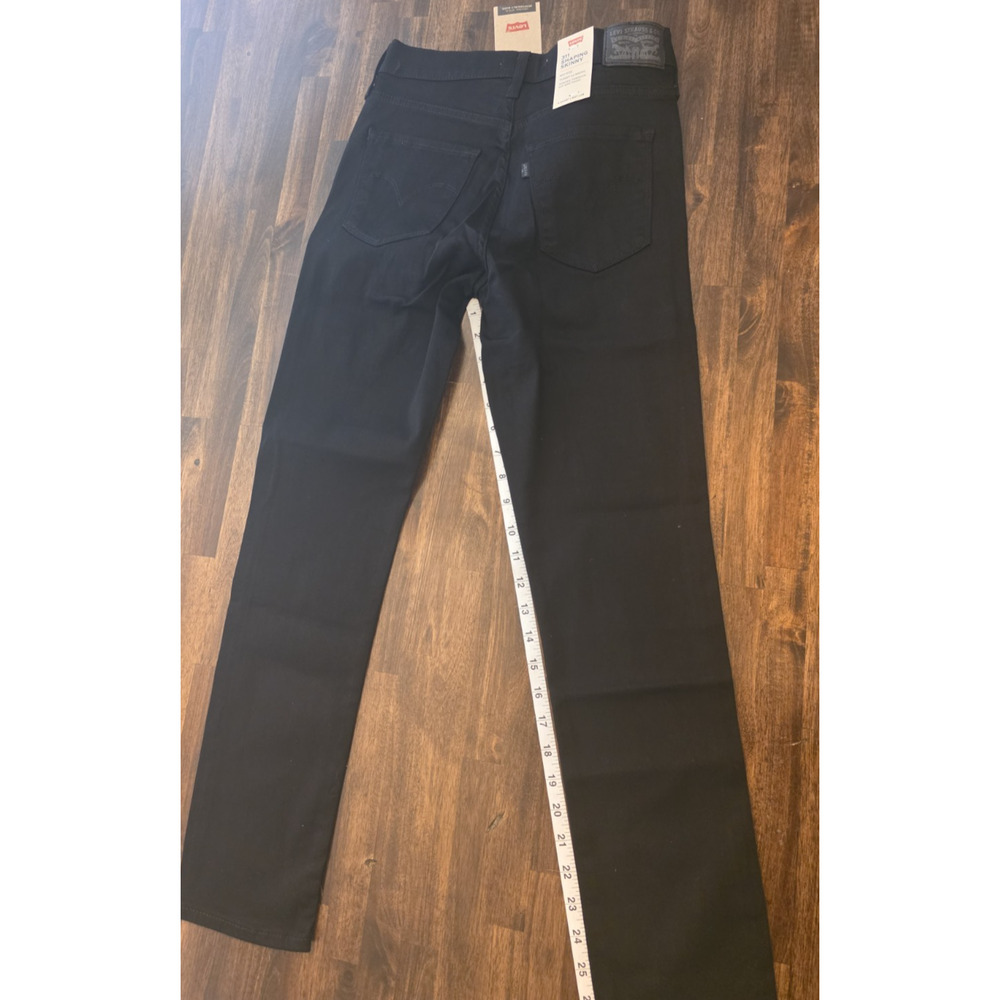 Levi's Women's 311 Shaping Skinny Jeans Size 4 Short W27 X L28 Black MSRP $59.50 - Picture 5 of 8
